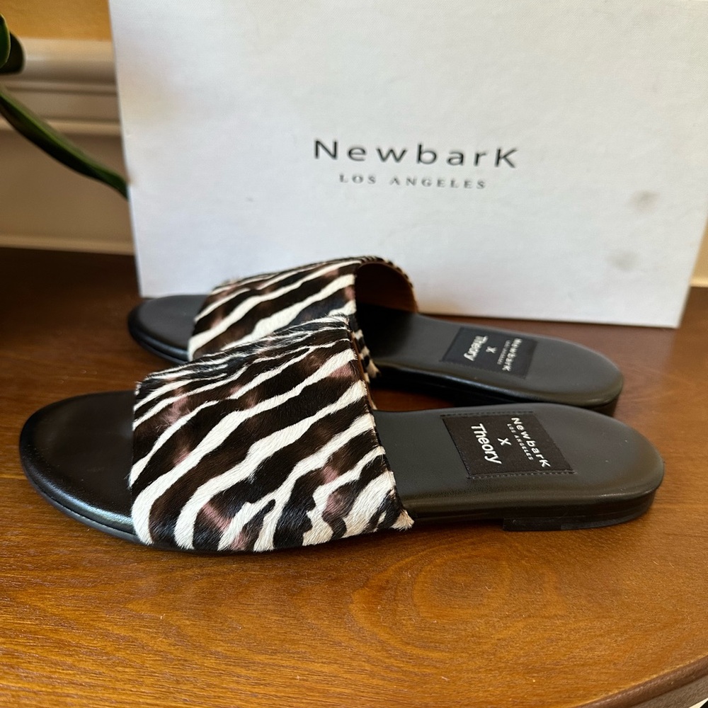 Newbark Pony Hair Zebra Sandals Slip-On Comfort